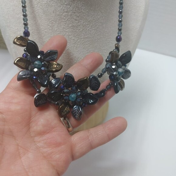 Polished Stone Flower bouquet pendant w/ purple blue black bead accents Necklace - Picture 3 of 9